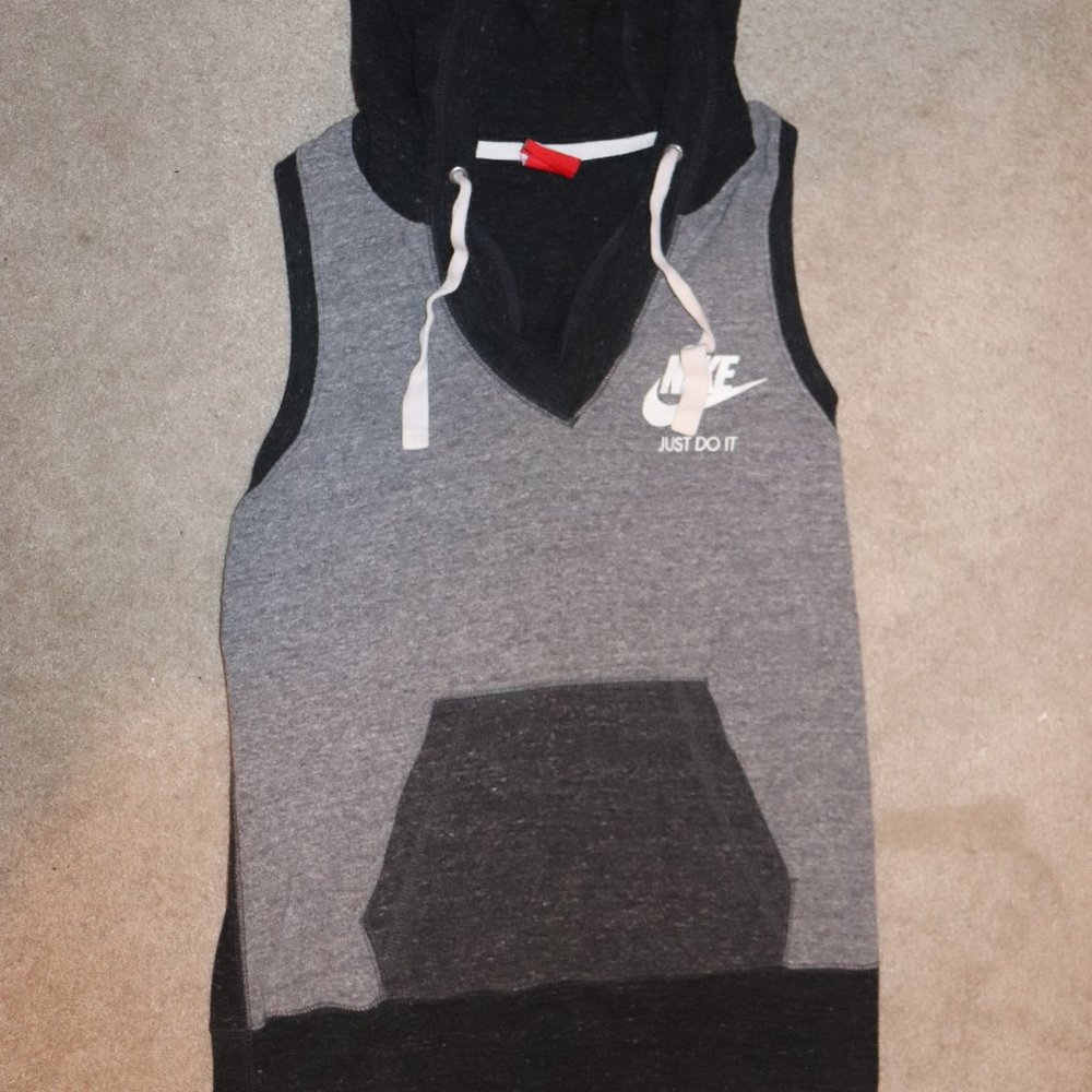 Nike vest hoodie